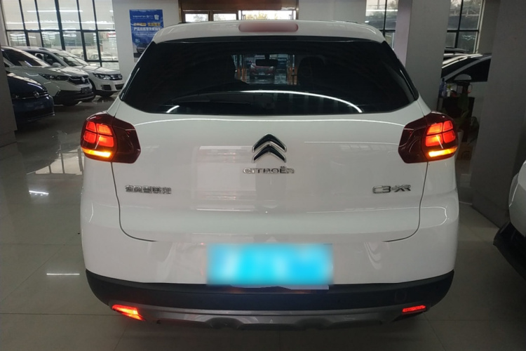 雪铁龙C3-XR 2021款 190THP DCT致尚版车身外观6