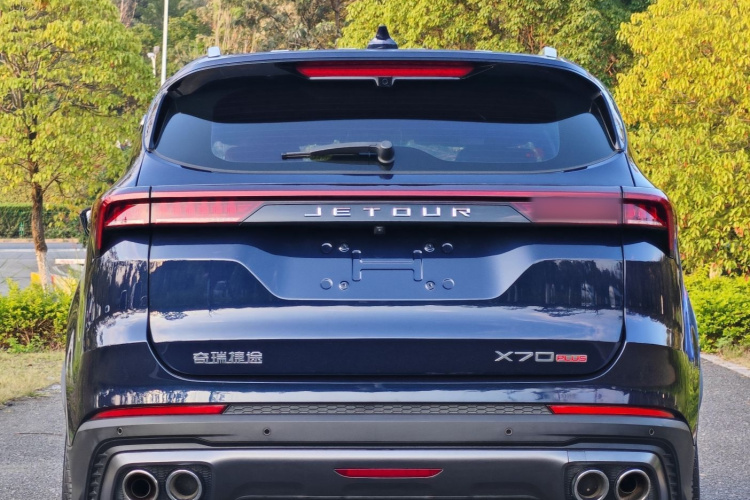 捷途X70 PLUS 2023款 1.6T DCT强者 7座车身外观6005