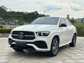 奔驰GLE轿跑 2020款 GLE 450 4MATIC 轿跑SUV 时尚型