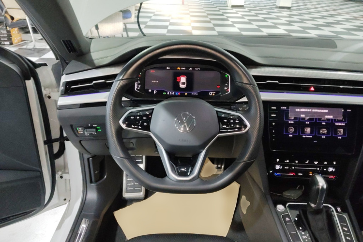 一汽-大众CC 2021款 380TSI 夺目版中控内饰13