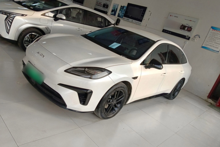 埃安 AION RT 2025款 520智享版车身外观4