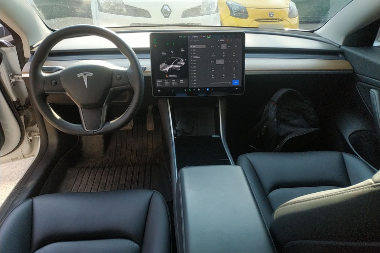 特斯拉 Model 3 2020款 改款 标准续航后驱升级版中控内饰12