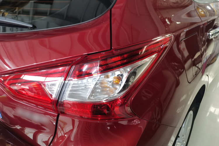 日产 骐达TIIDA 2021款 1.6L CVT智行版车身外观9