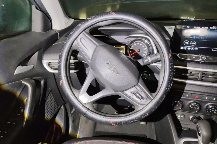 雪佛兰 创酷 2019款 Redline 325T 自动趣版 国VI中控内饰13