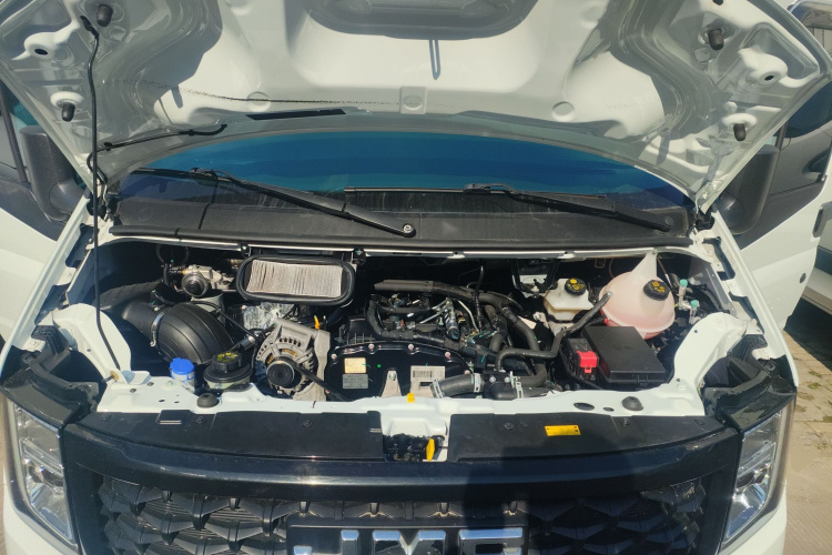 江铃福顺 2023款 2.0T 自动中轴中高顶商运型多功能乘用车7座机舱底盘24