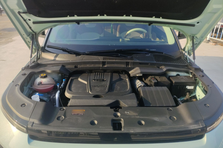 吉利汽车 吉利icon 2022款 1.5TD 青鸢限量款机舱底盘24