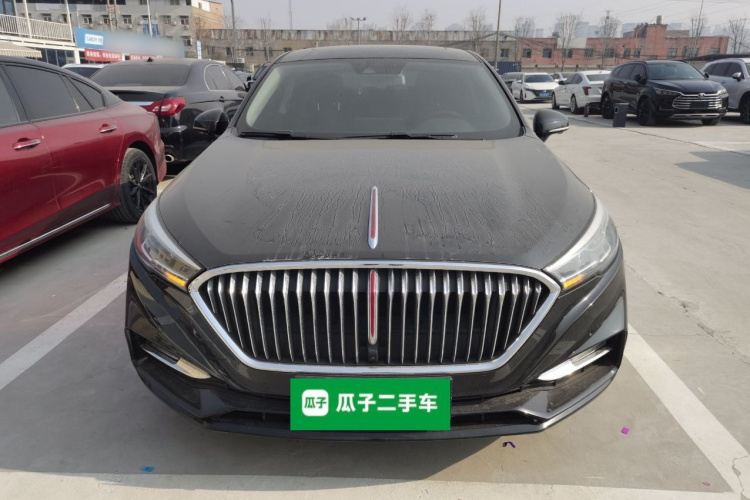 红旗H5 2022款 经典款 1.8T 自动智联旗领版车身外观2