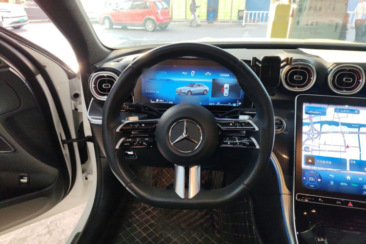 奔驰C级 2023款 C 260 L 运动版局部细节13