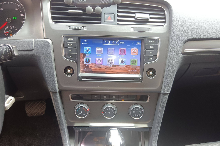 大众 高尔夫 2016款 230TSI 自动舒适型局部细节16