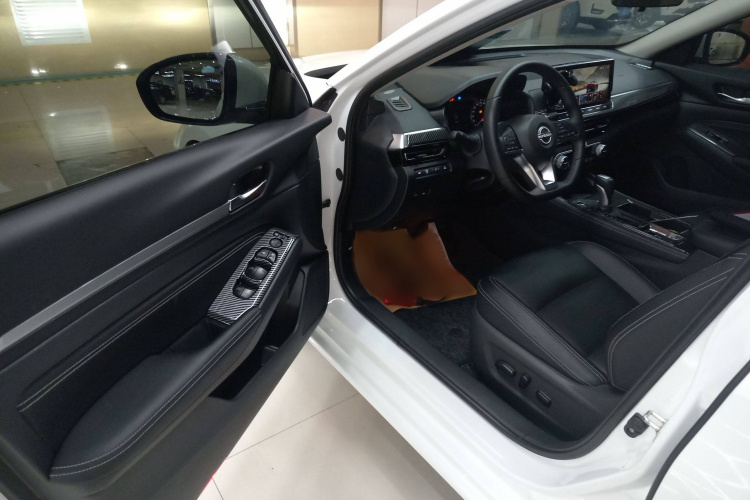 日产 天籁 2022款 2.0L XL-TLS 悦享版中控内饰7003