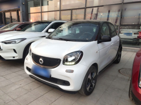 smart forfour 2018款 1.0L 52千瓦激情版
