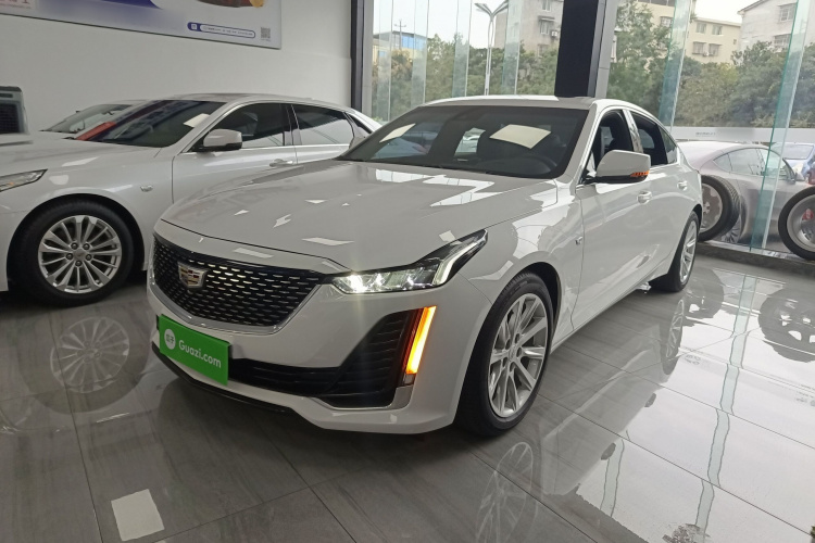 凯迪拉克CT5 2022款 28T 风尚型车身外观1