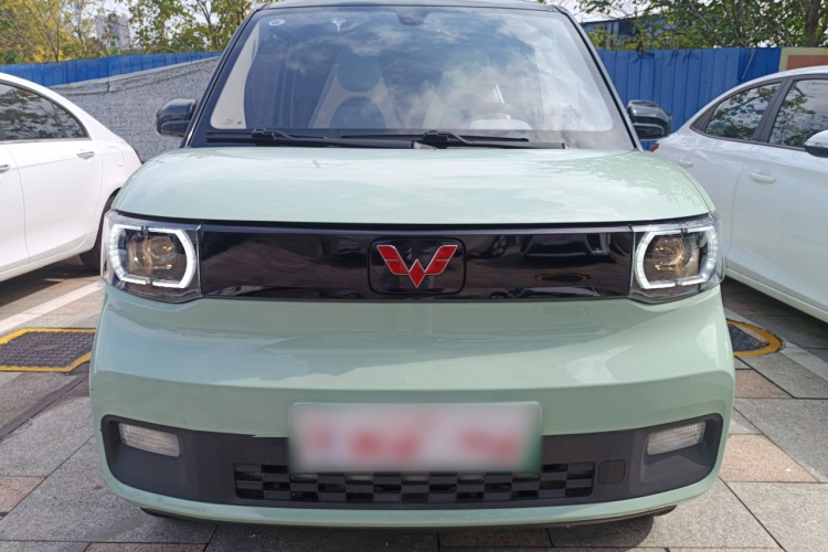 五菱汽车 宏光MINIEV 2021款 马卡龙时尚款 三元锂车身外观2