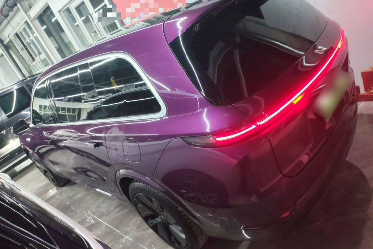 理想汽车 理想L9 2022款 Max车身外观4