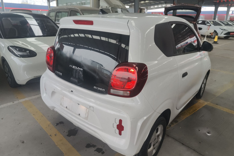 荣威 科莱威CLEVER 2021款 302km卓越版车身外观7