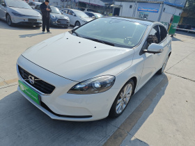 沃尔沃V40 2015款 1.6T 智逸版
