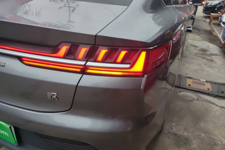 比亚迪 汉 2020款 EV 超长续航版豪华型车身外观6006