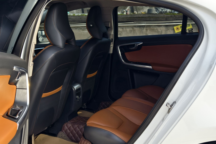 沃尔沃S60 2017款 S60L T4 智远版中控内饰7003