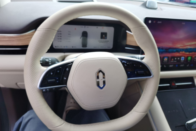 鸿蒙智行 问界M7 2024款 1.5T 后驱Plus版 5座局部细节13