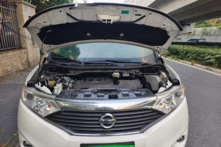 日产 贵士 2015款 3.5L SL局部细节24