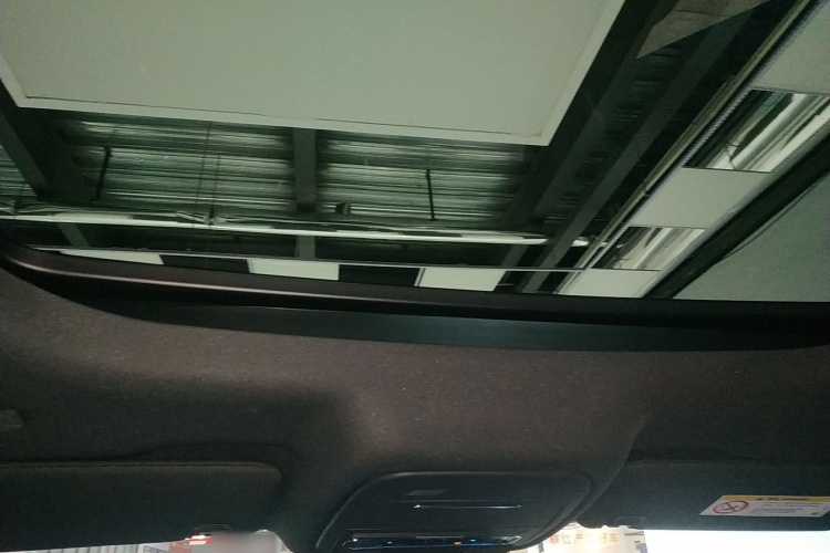 福特 2023款 锐界L 2.0T EcoBoost E混动四驱七座 STLine局部细节22