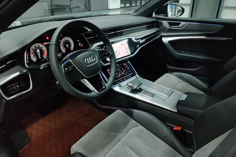 奥迪A6L 2023款 改款 45 TFSI 臻选动感型中控内饰7009