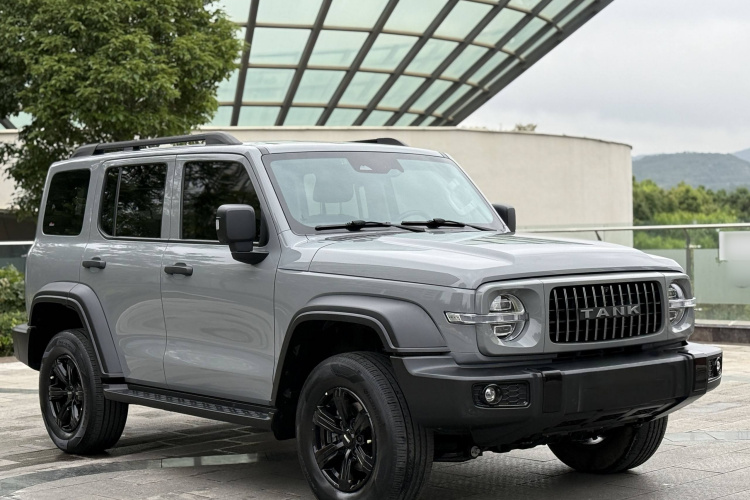 坦克300 2021款 越野版 2.0T 征服者车身外观6003