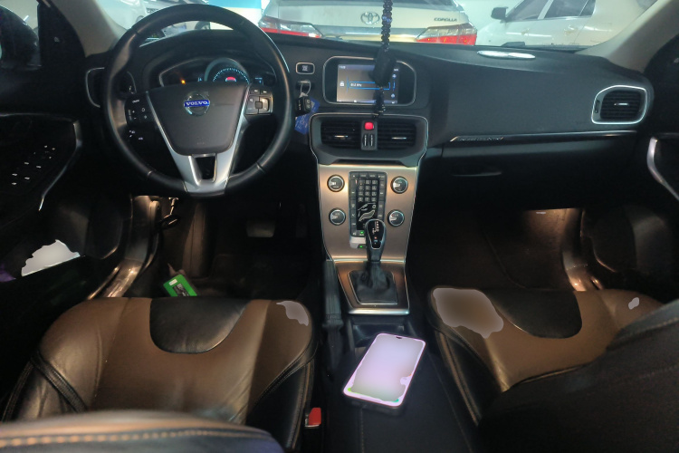 沃尔沃V40 2014款 Cross Country T5 AWD 智雅版中控内饰12
