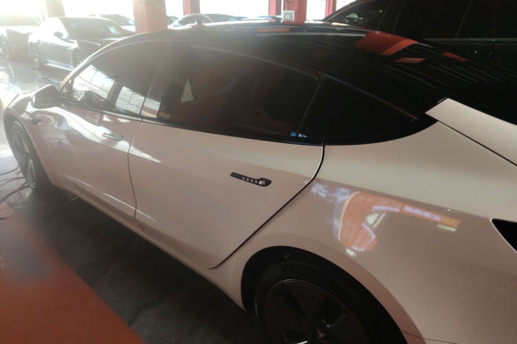 特斯拉 Model 3 2022款 后轮驱动版车身外观6003