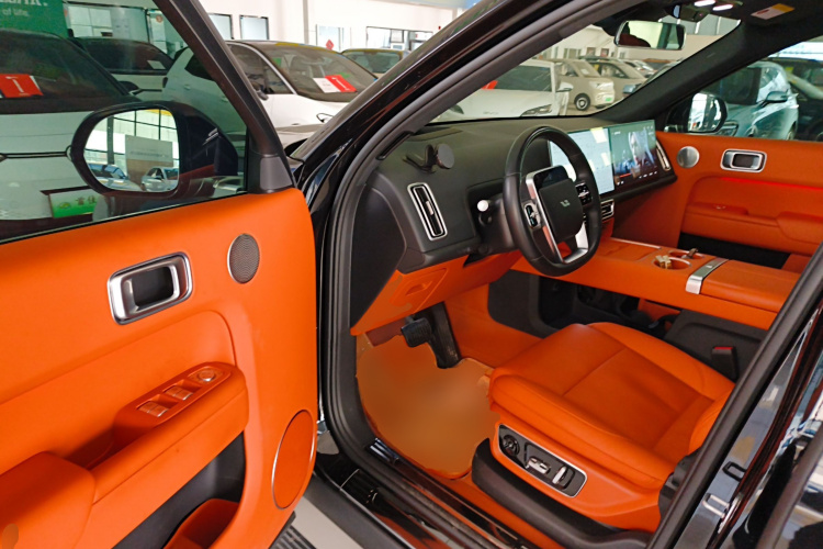 理想汽车 理想L9 2024款 Ultra中控内饰20