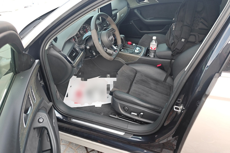 奥迪A6(进口) 2017款 Avant 40 TFSI 运动型中控内饰19