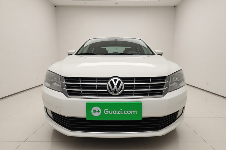 大众 朗行 2013款 1.6L 手动舒适型车身外观2