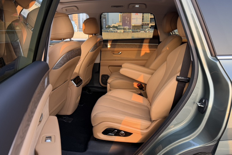 鸿蒙智行 问界M7 2022款 1.5T 后驱舒适版中控内饰7001