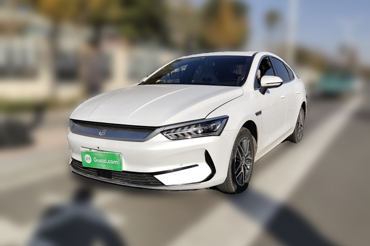 比亚迪 秦PLUS 2023款 冠军版 EV 420KM超越型车身外观1
