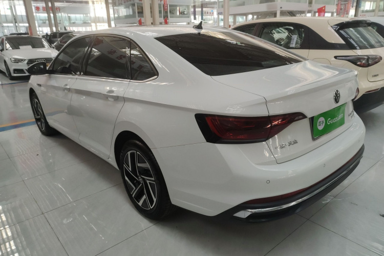 大众 速腾 2023款 300TSI DSG飞越版车身外观4