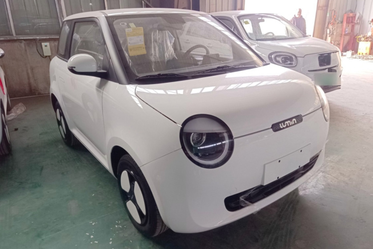 长安启源 长安Lumin 2024款 130km 清悦款车身外观3