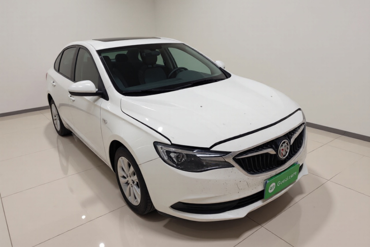 别克 英朗 2021款 改款 典范 1.5L 自动精英型车身外观3