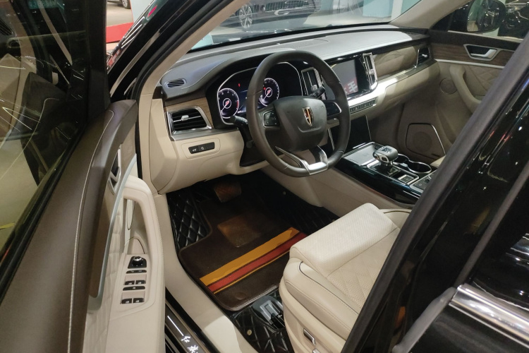 红旗HS7 2022款 3.0T 自动四驱智联旗畅版 五座中控内饰20