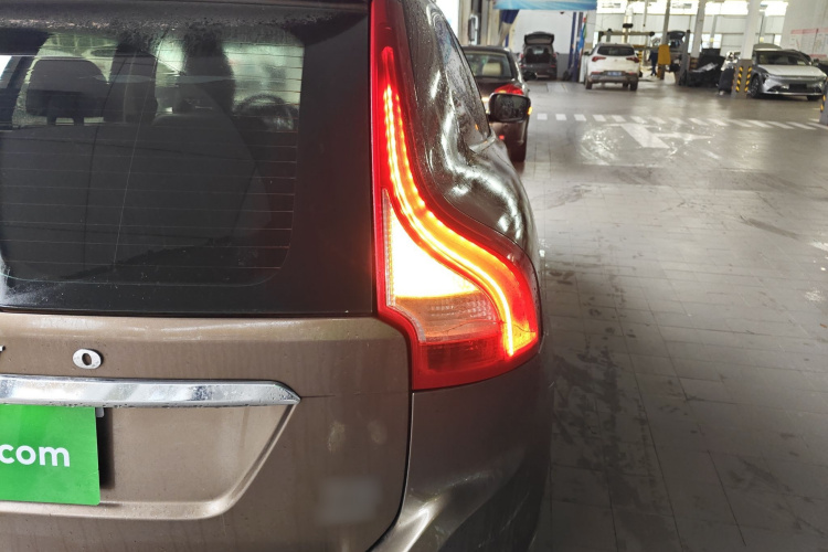 沃尔沃XC60 2016款 T5 AWD 智远版车身外观6006