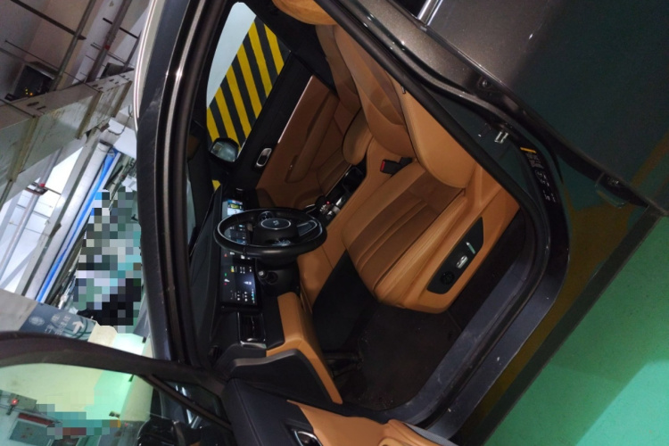 理想汽车 理想ONE 2020款 增程6座版局部细节19