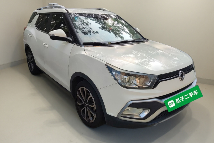 双龙 途凌 2016款 1.6L 汽油 两驱自动豪华版车身外观3