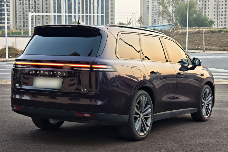 零跑汽车 零跑C16 2026款 增程 280激光雷达智尊版 5座车身外观6005