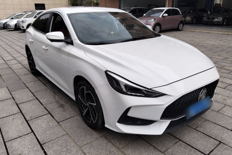 名爵 MG5 2021款 改款 300TGI DCT青奢豪享版车身外观3