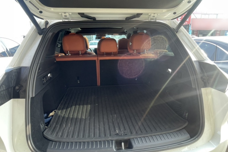 理想汽车 理想L6 2024款 Pro车身外观6008