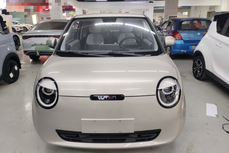 长安启源 长安Lumin 2022款 210km 香甜款车身外观2