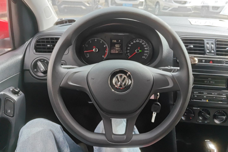 大众 Polo 2016款 1.4L 自动风尚型局部细节13