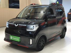 五菱汽车 宏光MINIEV 2022款 GAMEBOY 300km 玩咖款 磷酸铁锂