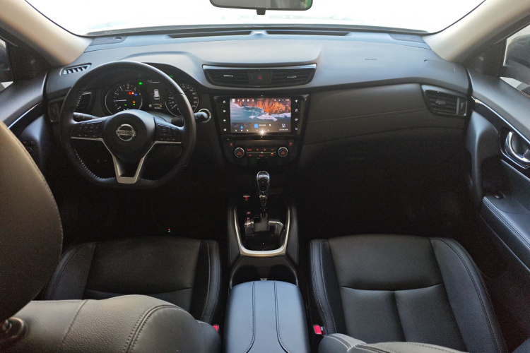 日产 奇骏 2022款 2.0L 两驱智联舒享版中控内饰12