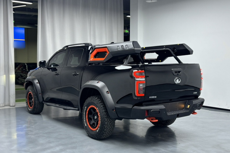 长城 炮 2022款 2.0T黑弹特别版GW4C20B车身外观6004