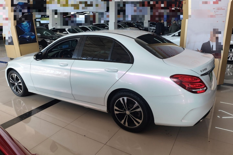 奔驰C级 2017款 C 200 运动版车身外观6003